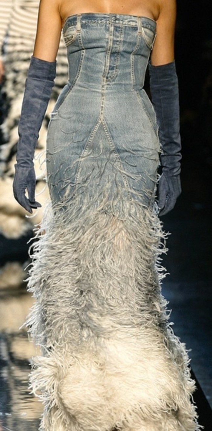 Jeanskleider Kleid aus Jeansstoff Laufstegmode Coctailkleid Jeansstoff