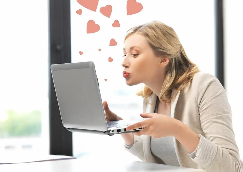 Online Dating Tipps Chancen und Risiko beim Dating im Web Online Liebe