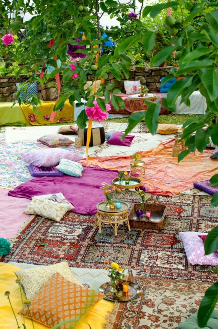 Tischdeko Gartenparty Deko selber machen orientalischer Teppich