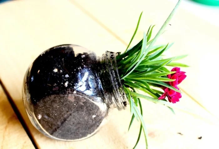 DIY Deko mit Einmachgläsern - kleiner Pflanzenbehälter