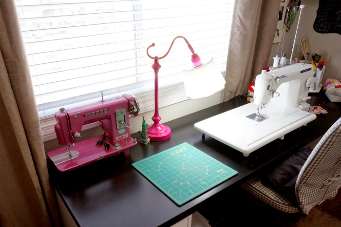 einrichtungsbeispiele deko ideen wohnideen DIY ideen naehzimmer rosa