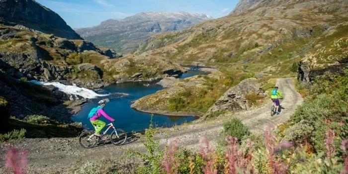 fahrrad weltreise bergen bike gebirge norwegen