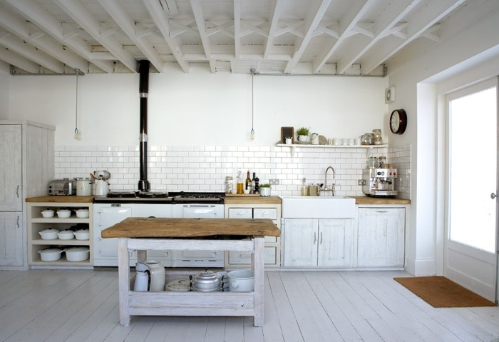 küchenmöbel rustikale küchenschränke weiße küche kücheninsel