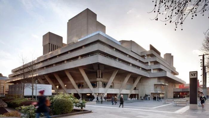 massivhaus bauen london southbank nationaltheater brutalismus moderne architektur