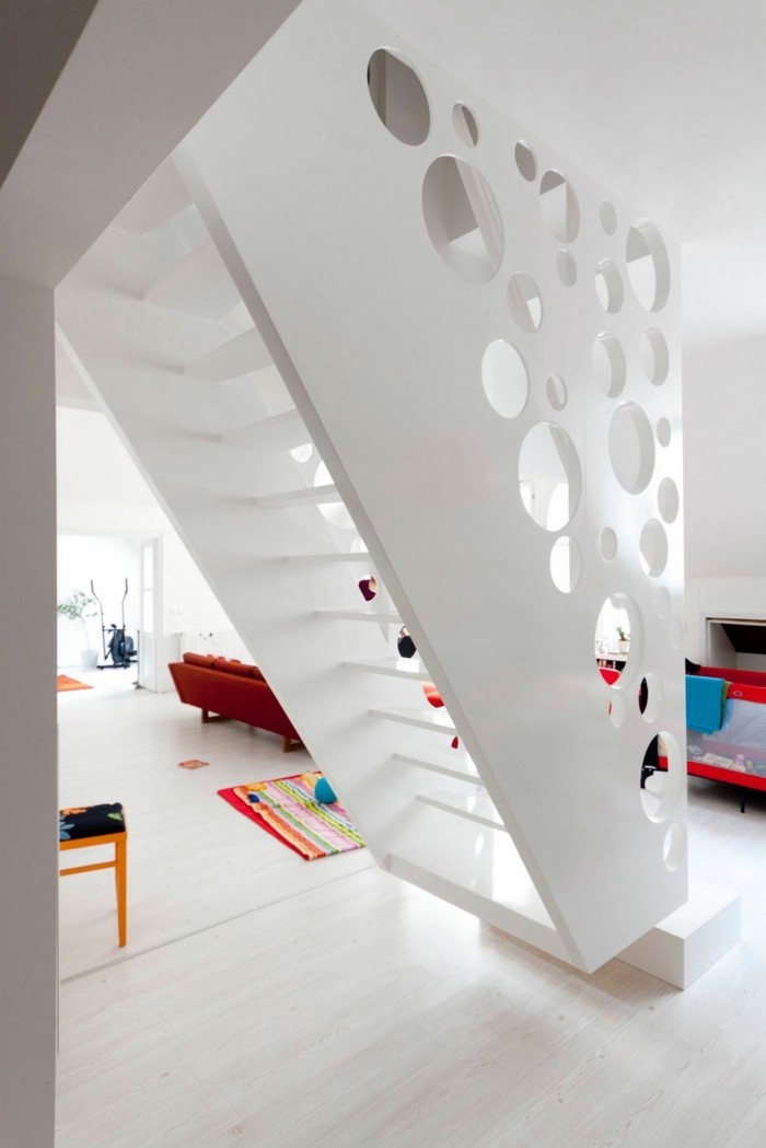 moderne treppen weiß moderne innenarchitektur farbige akzente