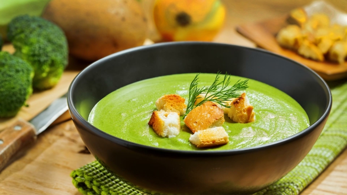 vegetarisch kochen cremesuppe brokkoli gesund essen richtige ernährung