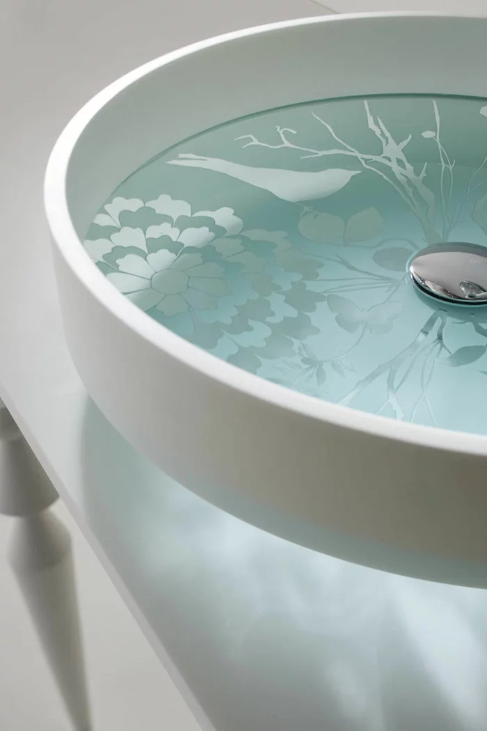 waschbecken design glas blumen vögel motive badezimmer ideen