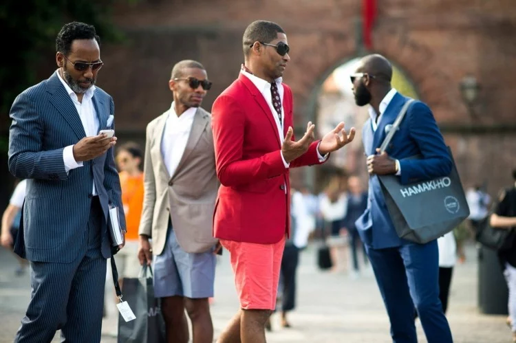 Modefehler und Flops Männermode farbiges Outfit
