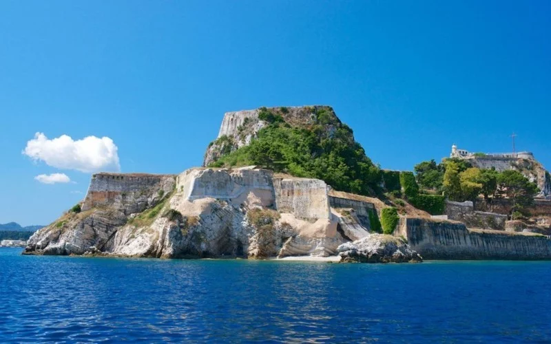 Nach Korfu reisen Insel Korfu Griechenland Felsen