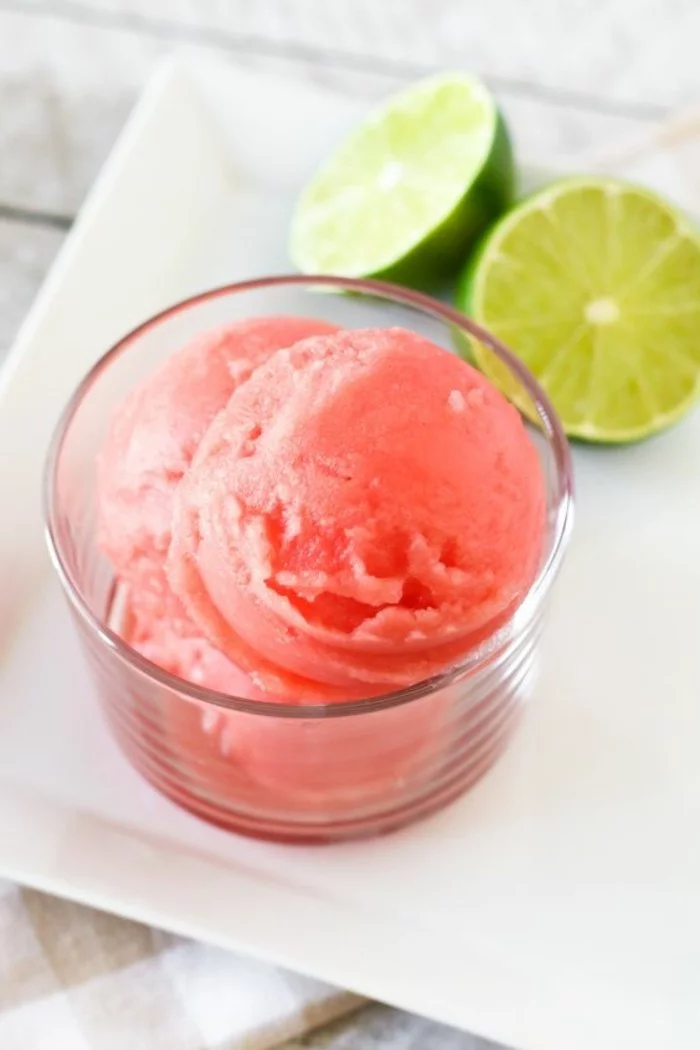 Wassermelone Diät Nachtisch Eis Sommerparty gesunde Ernährung