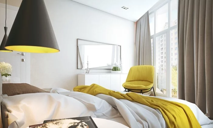 lampe schlafzimmer gelbe akzente weiße wände wandspiegel