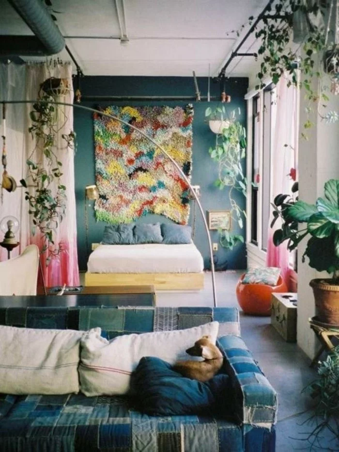 schlafzimmer deko ideen farbige wanddeko pflanzen