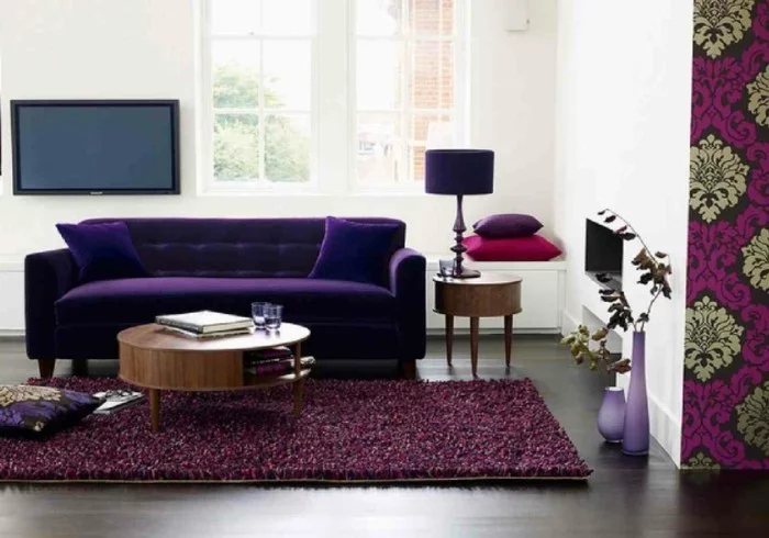 teppich kaufen lila wohnzimmer bodenvasen