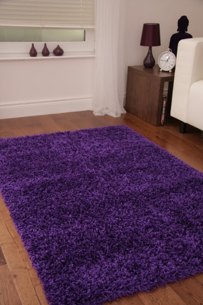 teppich kaufen lila wohnzimmer einrichten
