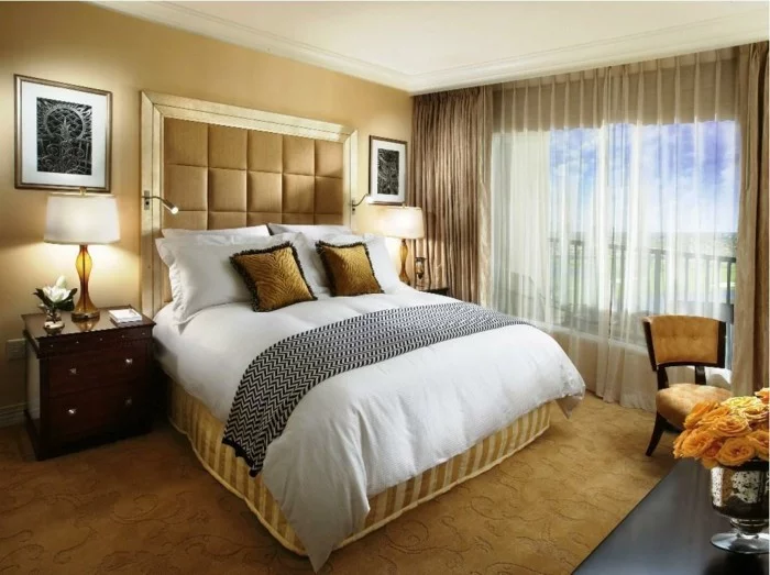 wohnideen schlafzimmer teppich wandfarbe beige wanddeko