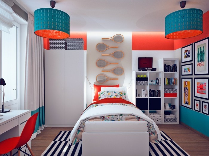 wohnungseinrichtung weiße regale kinderzimmer jungenzimmer orangene wände blaue akzente