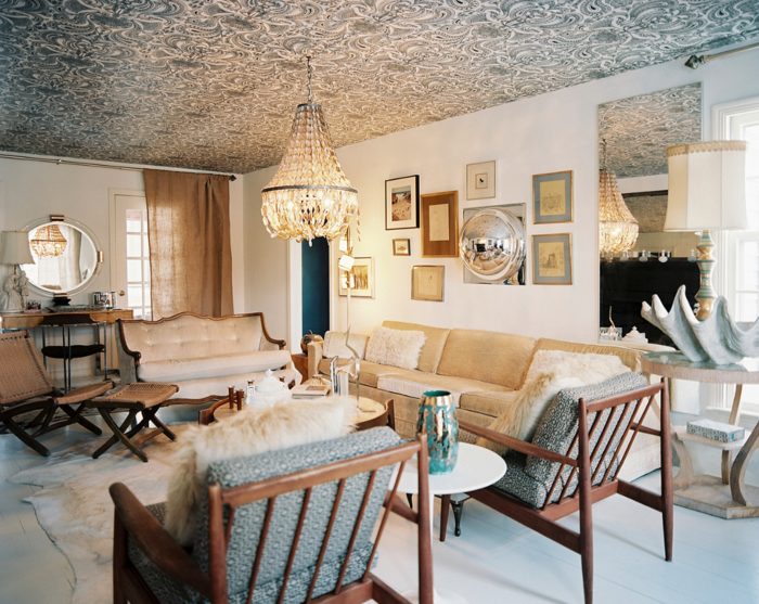 einrichtungsideen wohnzimmer schöne zimmerdecke vintage stil kronleuchter