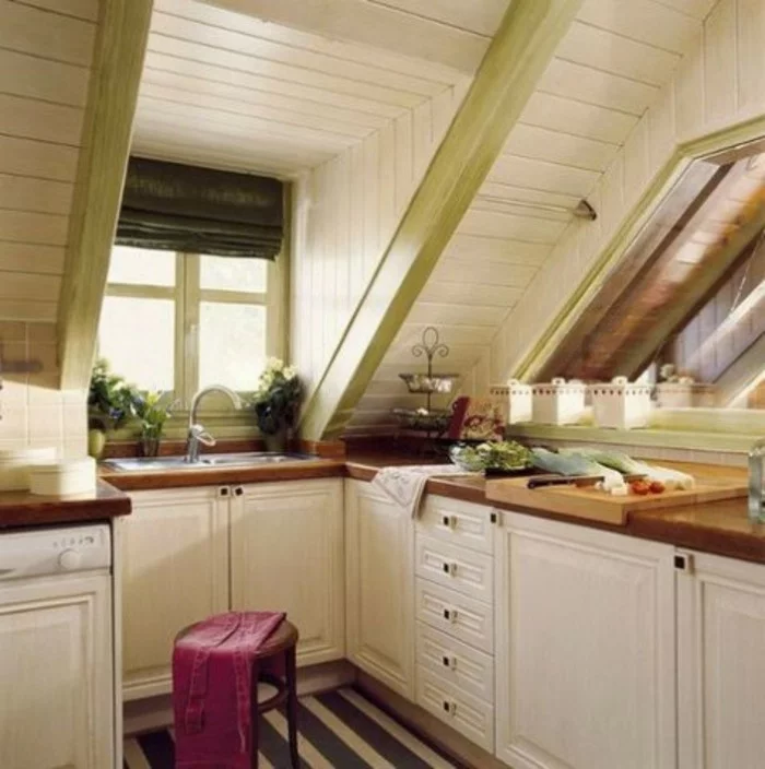 Dachgeschosswohnung kücheneinrichtung dachschräge deko ideen küche51