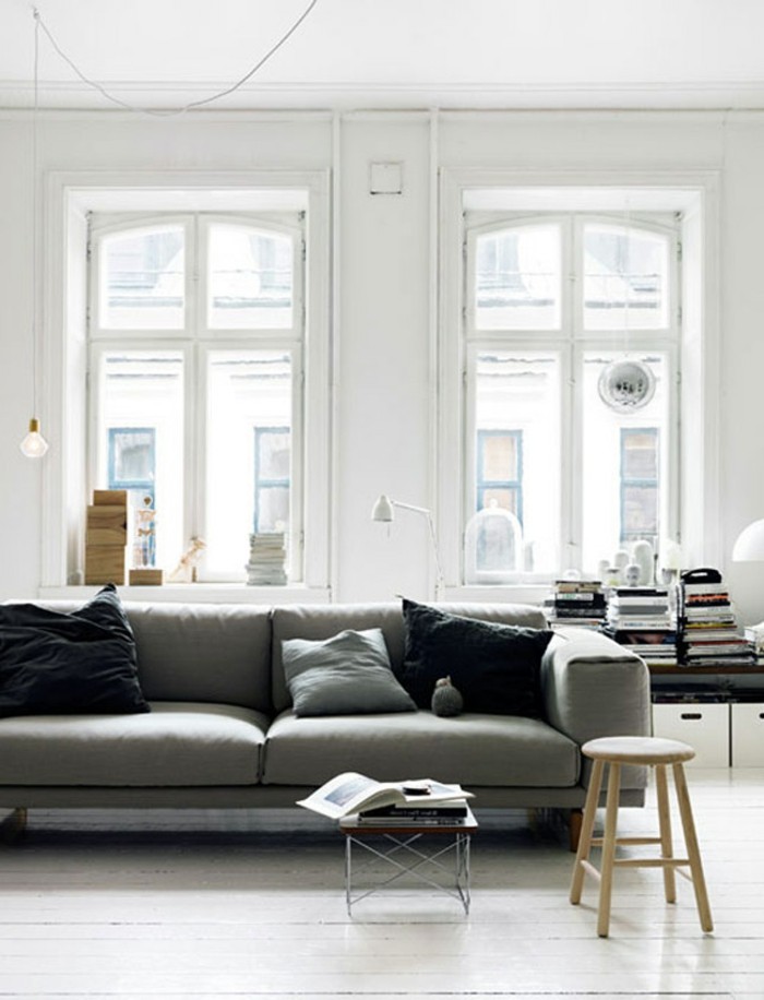 wohnung einrichten ideen wohnzimmer skandinavisch schwarze dekokissen