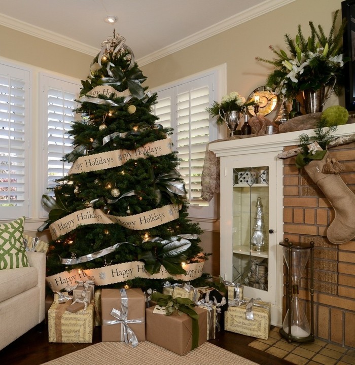 deko zu weihnachten wohnzimmer dekorieren geschenke unter dem tannenbaum