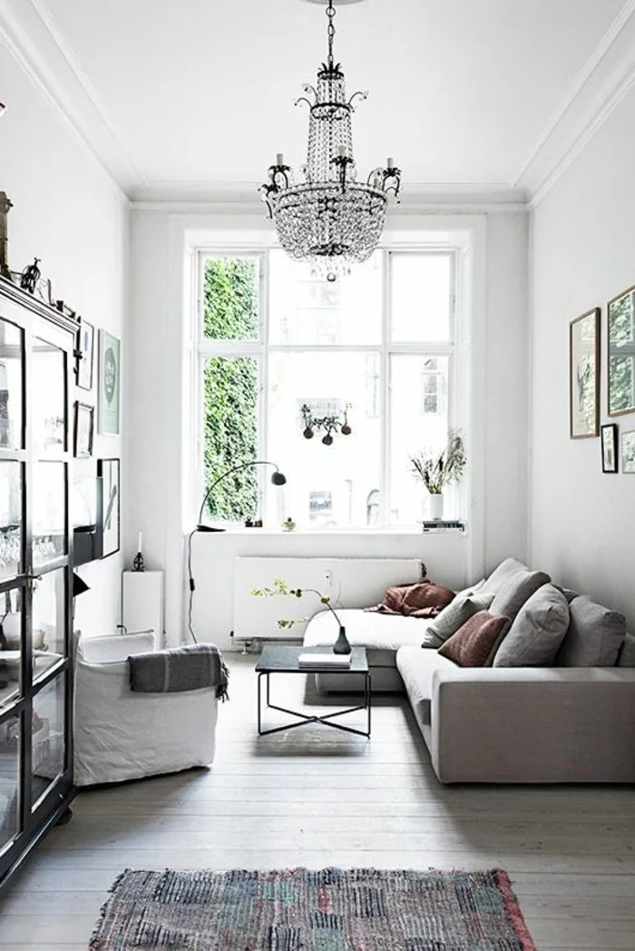 moderne sofas wohnideen wohnzimmer kronleuchter teppichlaeufer