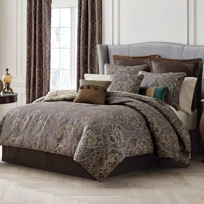 schlafzimmergestaltung braune farbnuancen blickdichte gardinen