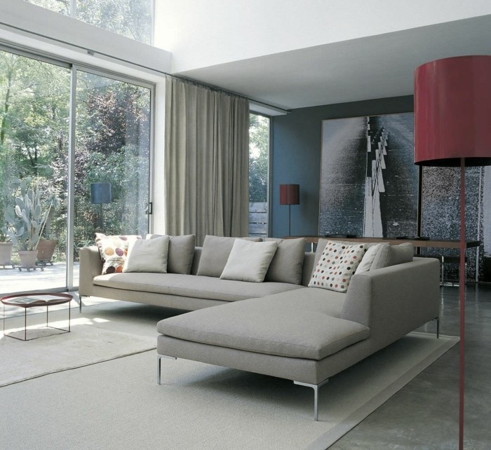 schoene sofas stilvolles design heller teppich lange grdinen