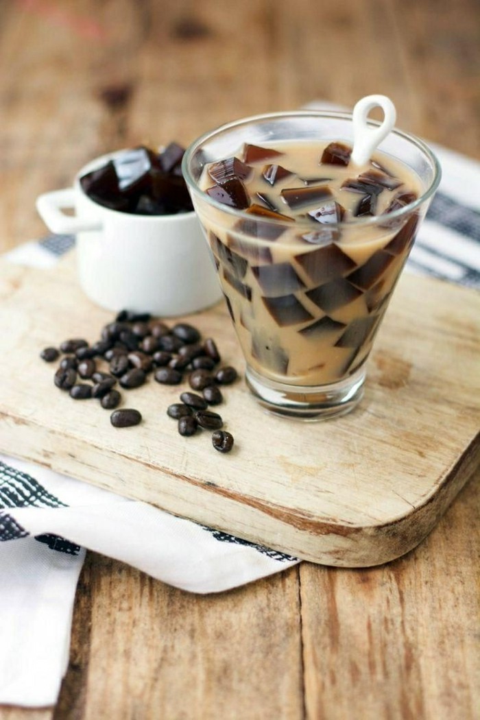 kaffeezubereitung praktische ideen nuetzliche tipps tricks kaffeegetraenke zubereiten orientalische art eiskaffee