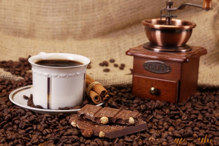 guten morgen kaffee türkisch vollmilchschokolade kaffeebohnen haselnüsse