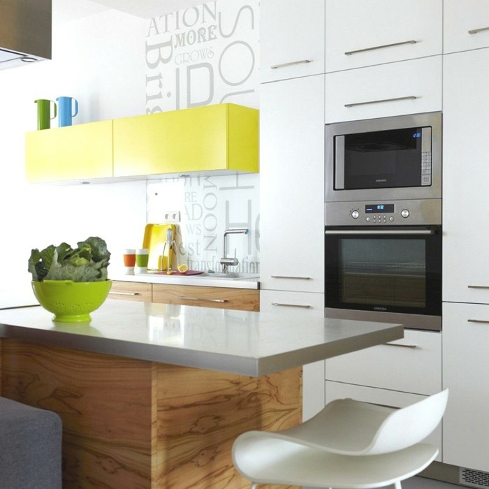 kücheneinrichtung gelbe akzente moderne kücheninsel stauraum dekoideen