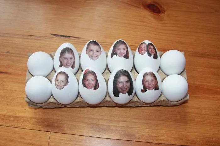 Eier Gesichter malen ostereier gestalten eier mit gesichter malen osterdeko selber machen familienfotos als aufkleber