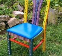 42 Upcycling Ideen, wie man alte Stühle dekorieren und bemalen kann