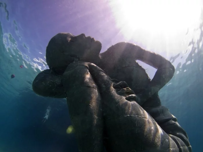 die-groesste-unterwasser-skulptur