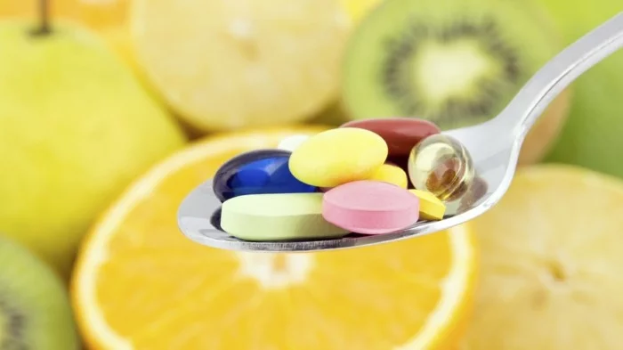 gesund leben und den organismus mit vitaminen versorgen