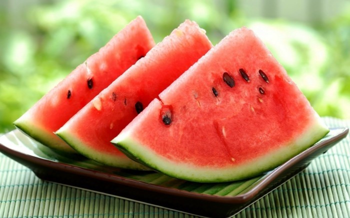 wassermelone vegan abnehmen gesund obst früchte gesunde ernährung