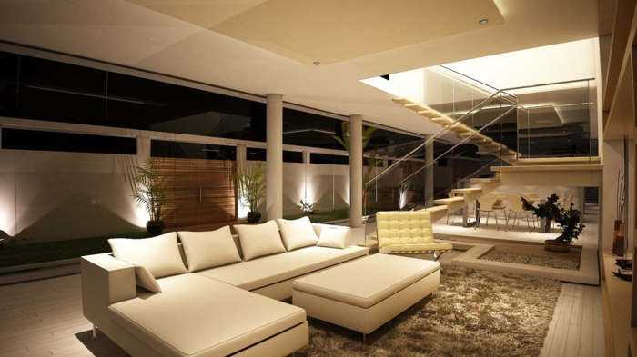 modernes wohnen riesengroßes sofa und ausgafellene dekoration