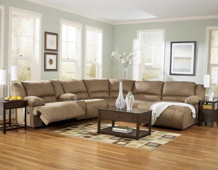 wandfarbe neutral wanddekoration wohnzimmer einrichtungsideen großes sofa