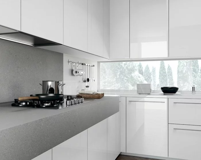 wohnideen küche elegante küchengestaltung in weiß und grau