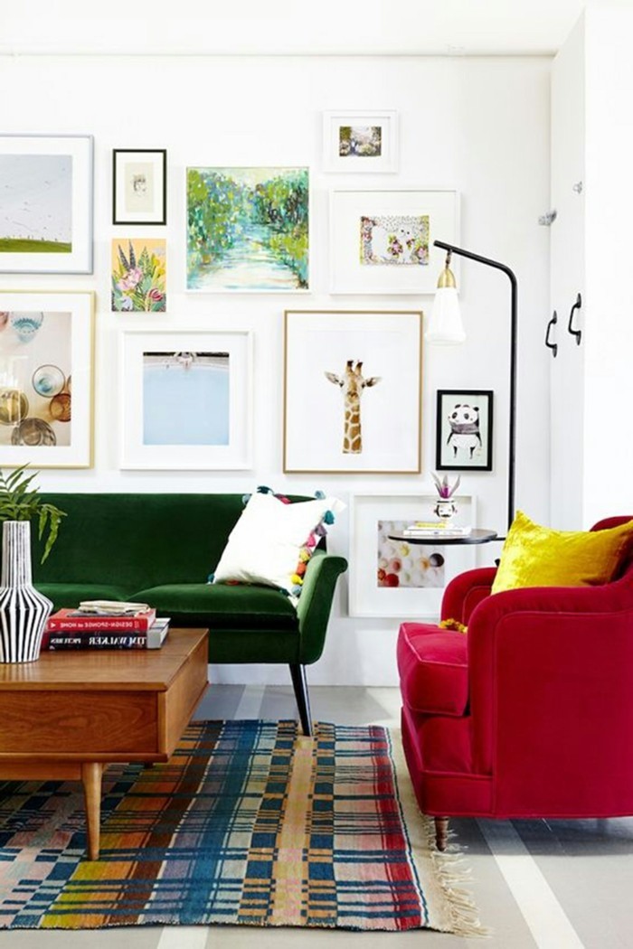 dekoideen wohnzimmer schönes wanddesign farbige möbel und cooler teppich