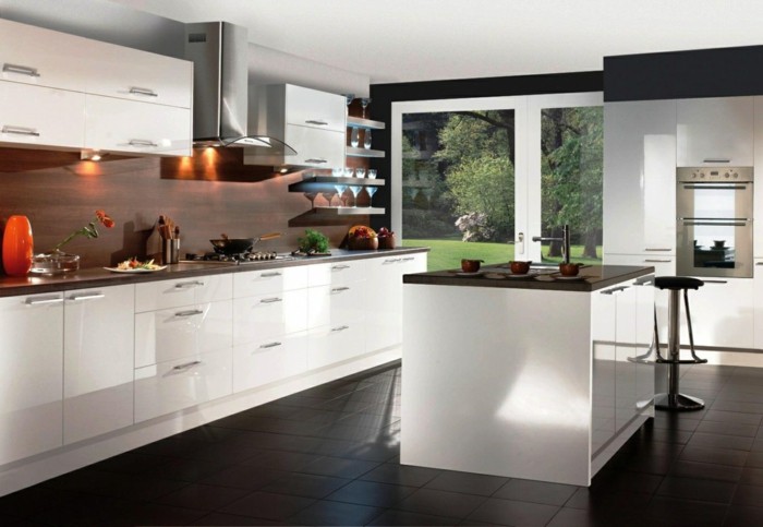moderne küchen in weiß schwarz gestalten 