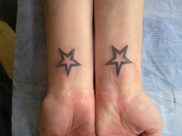 sterne tattoos handgelenk