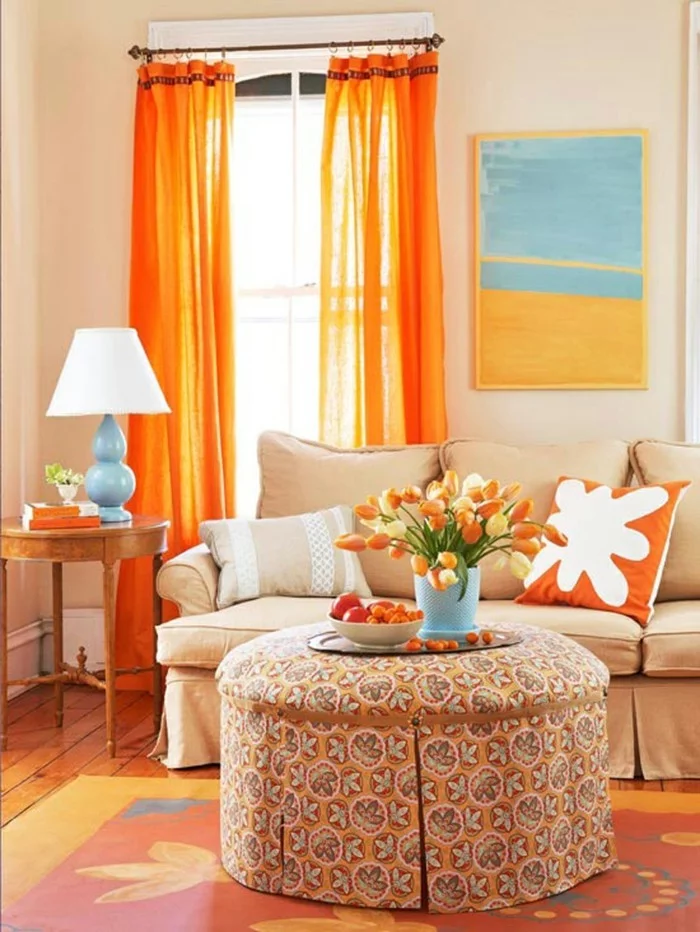 wohnzimmer gestalten warme farben und frische muster