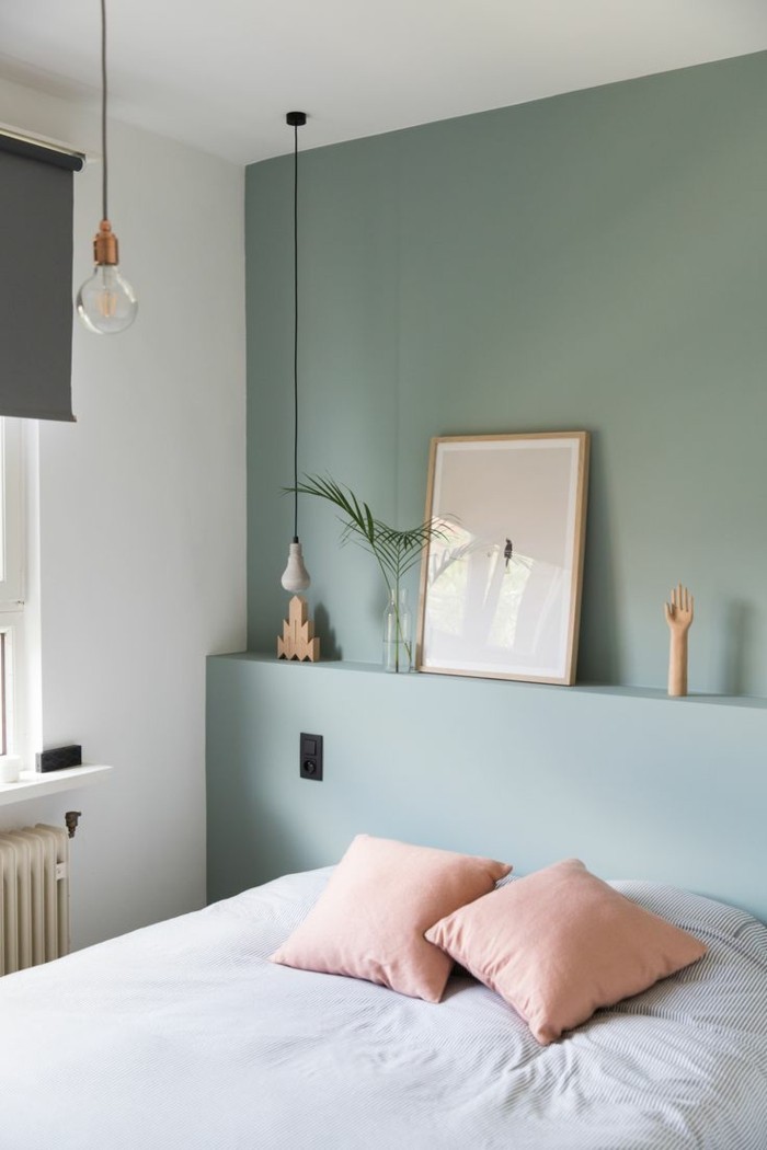 farben im schlafzimmer altrosa accessoires und hellgrüne wände sind eine herrliche kombination