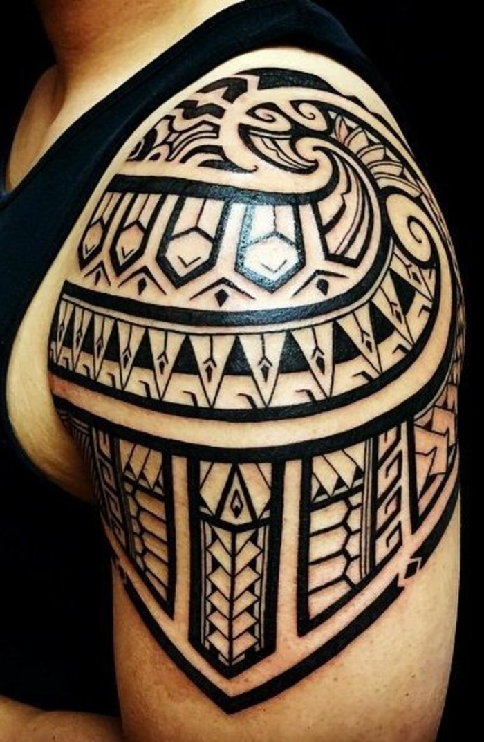 geometrische motive tattoo maori tribal tätowierung
