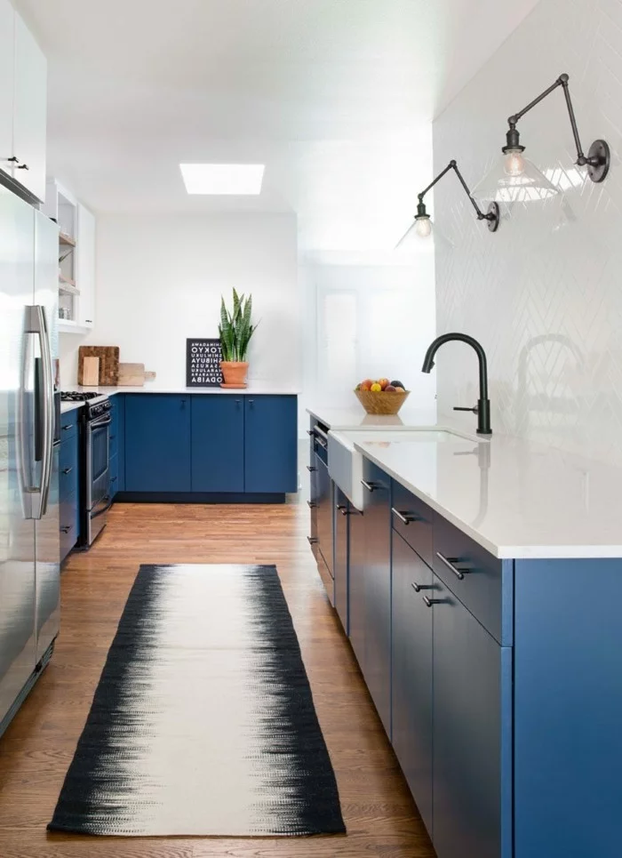 küchenfarben frische küchengestaltung in blau ind weiß
