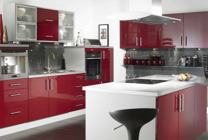 moderne küchen kleine küche in weiß rot einrichten