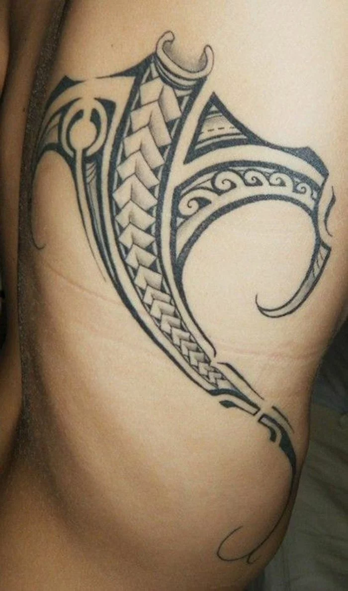 rochen motiv maori tattoo ideen