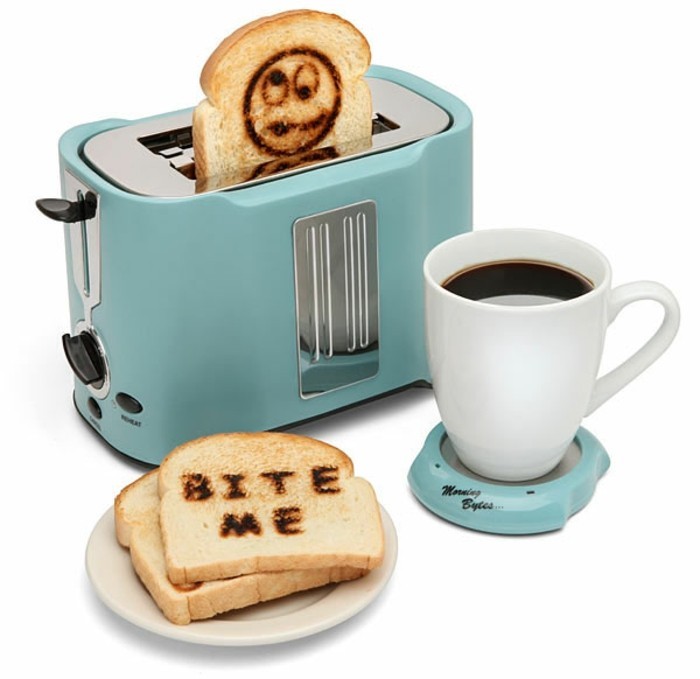 toaster brotscheiben rösten kaffee trinken frühstück