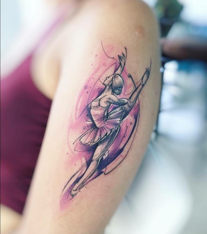 ballerina wasserfarben tattoo oberarm