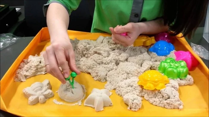 kinetischen sand selber machen kinderspiel